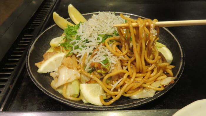 千房　レモン醤油焼きそば