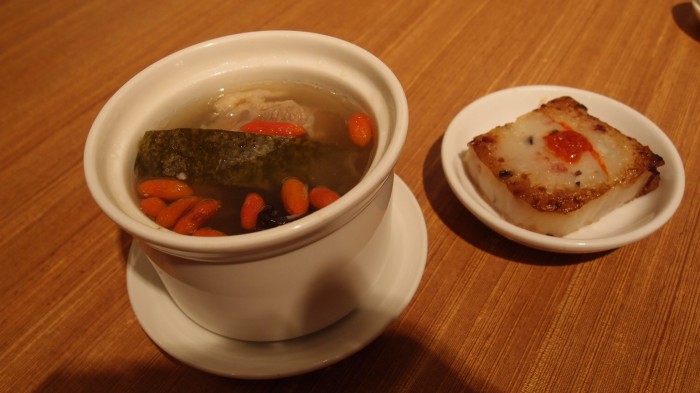 中国薬膳料理 星福　スープ