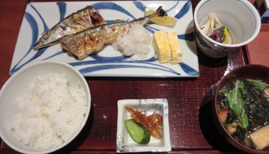 銀座　圓　新さんま焼き定食 | 紅鮭粕漬け焼き