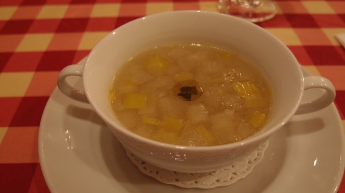 サラマンジェ　スープ