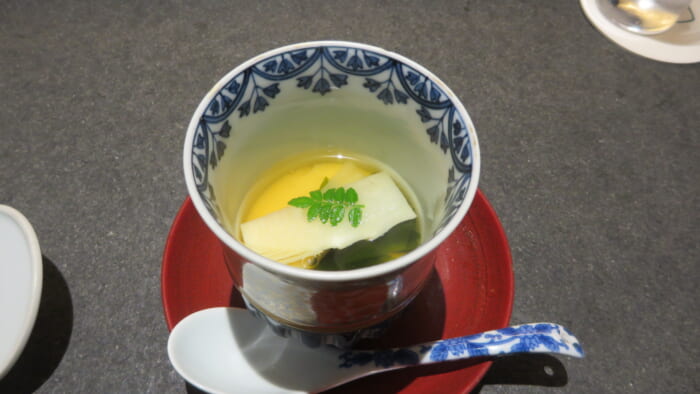 金田中庵　玉地蒸し