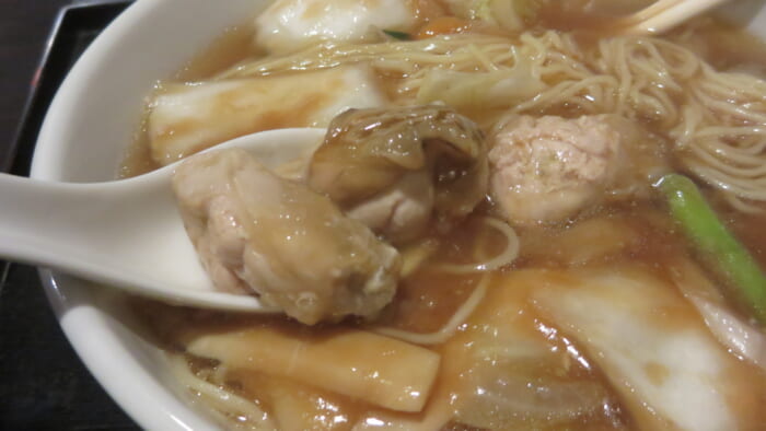 羽衣　牡蠣麺