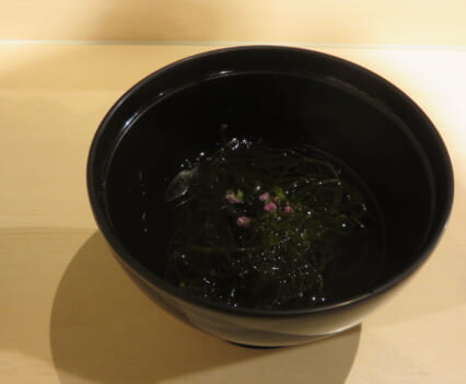 寿司 銀座　めかぶの椀