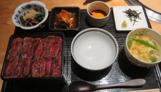 銀座　焼肉 牛印 銀座店　黒毛和牛ひつまぶし重 | 焼肉excellent