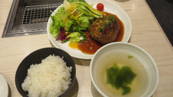 俺の焼肉 銀座４丁目店　和牛100%ハンバーグランチ