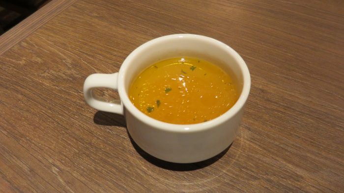 クィーンオブフィッシュR25　スープ