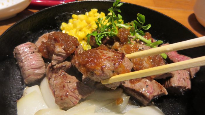 神田の肉バルRUMP CAP　いろいろな部位のステーキ