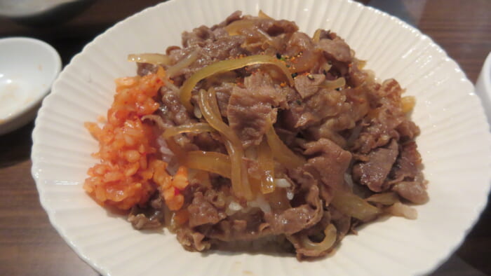 うしごろバンビーナ　極みの牛丼