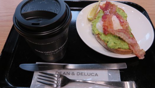 八重洲　BMW GROUP TERRACE DEAN & DELUCAカフェ　閉店