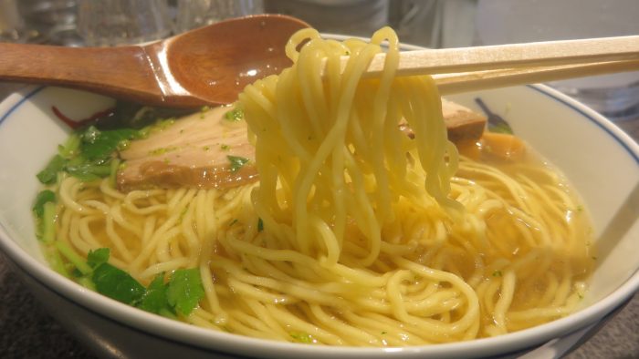 ひょっとこ　細目のストレート麺