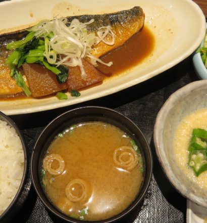 さかなさま　さば味噌大根定食