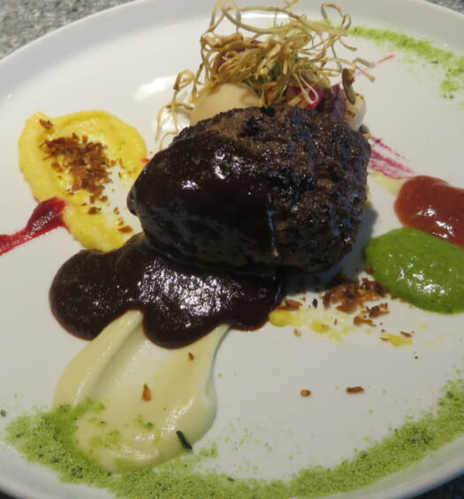 CACHETTE Chez T.et.Y　ハンバーグ