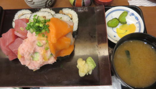 有楽町　五島＠交通会館　マグロのトロたくとサーモンのっけ寿司定食 | 五島列島直送 海鮮ちらし定食