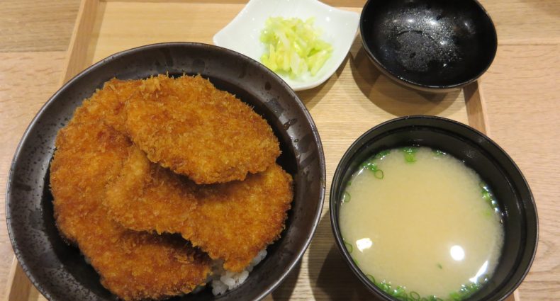 タレカツ　カツ丼