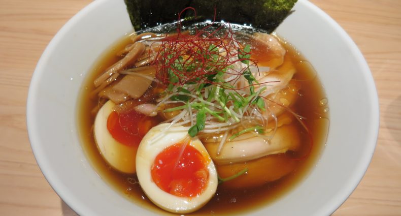 裏庭ラーメン　特選ラーメン