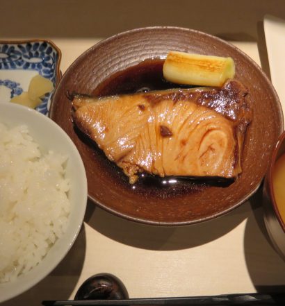 白桜　ブリの照り焼き