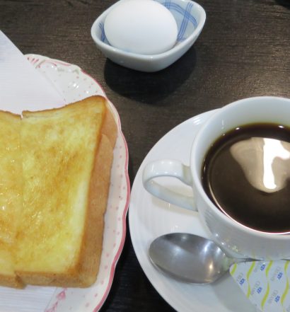 喫茶リーフ　コーヒー、トースト