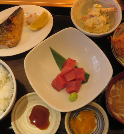 マグロ食堂魚金　マグロ幕の内定食