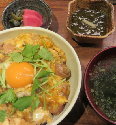 銀座いっぱし　燻製親子丼