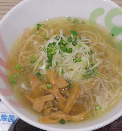 歌舞伎茶屋　蛤と鶏のうま塩ラーメン