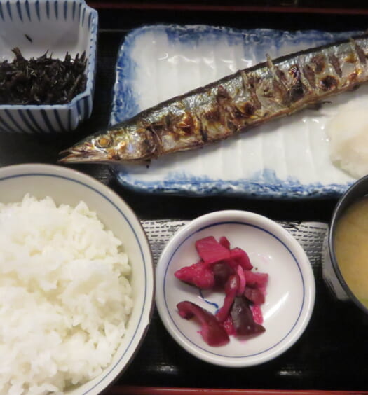 魚や 旬＠インズ　新さんま塩焼き定食