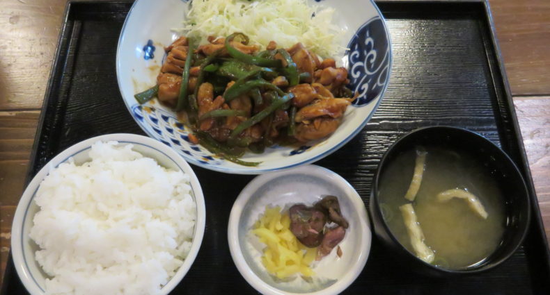 吞兵衛　鶏みそピーマン炒め定食