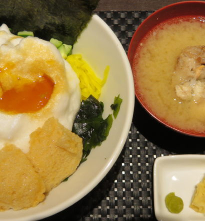 亀戸梅田屋　ばくだん丼