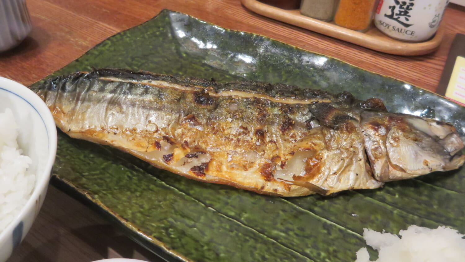 湊や磯吉食堂 銀座ナイン店 さばの塩焼き定食