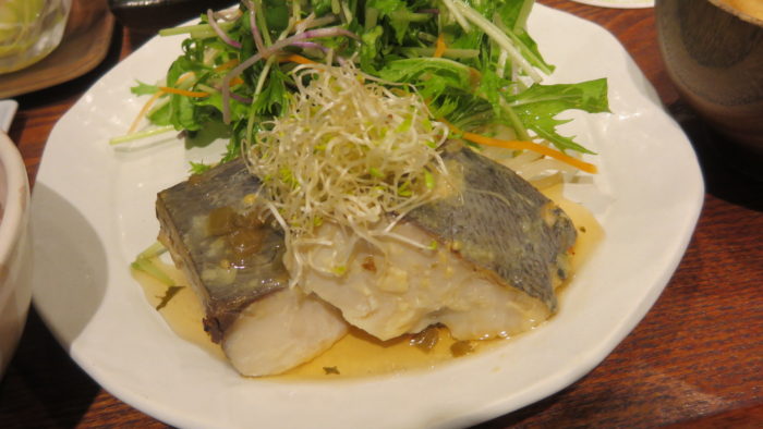 やさいの王様日比谷シャンテ　本日のお魚料理定食