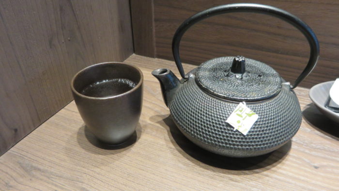 芋山　和紅茶