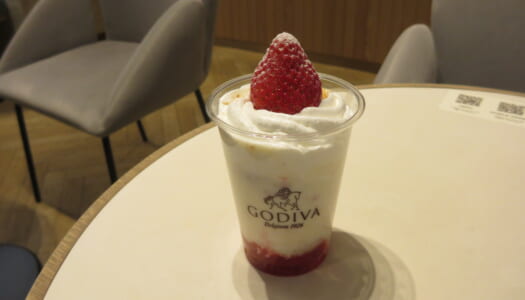銀座　GODIVA café Ginza　デザートドリンク ストロベリーショートケーキ