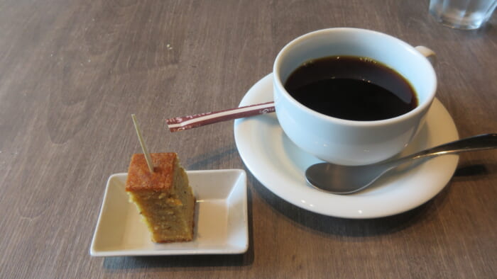 アロッサ　カフェ