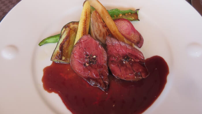 ブラッスリーポール・ボキューズ　肉料理