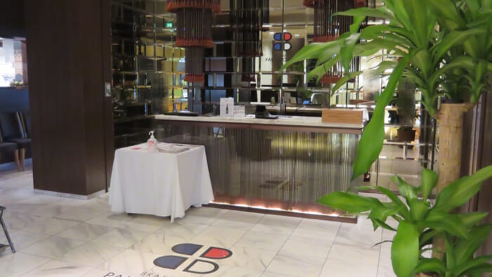 ブラッスリーポール・ボキューズ　入口