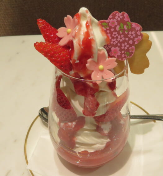 ザ・ペニンシュラ ブティック＆カフェ＠松屋銀座　季節のソフトクリーム