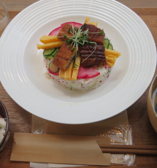 SONOKO CAFE　高知県産うなぎの花ちらし
