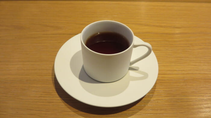 TROIS VISAGES　ホットティー