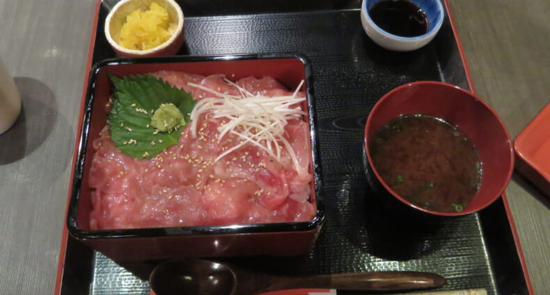花大根　リブロースと赤身のハーフ＆ハーフ
