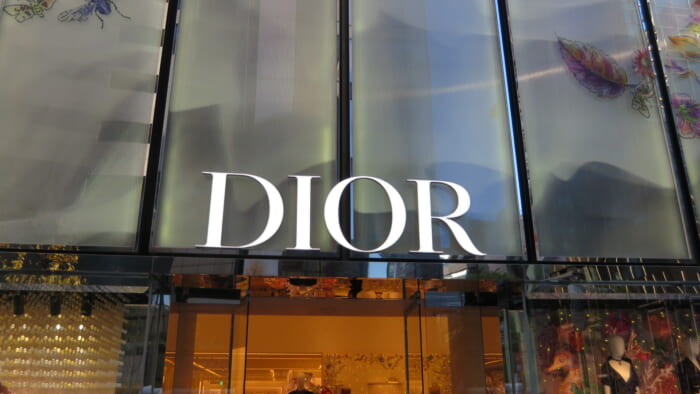 dior　外観