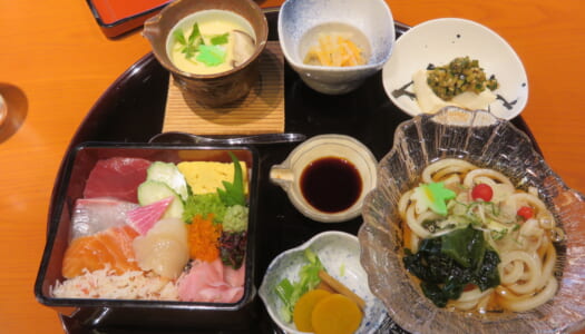 銀座　らん月　季節のミニ海鮮重と涼うどん | 七草かゆ御膳