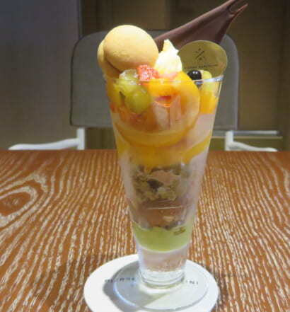ピエールマルコリーニ　パフェ マチェドニア