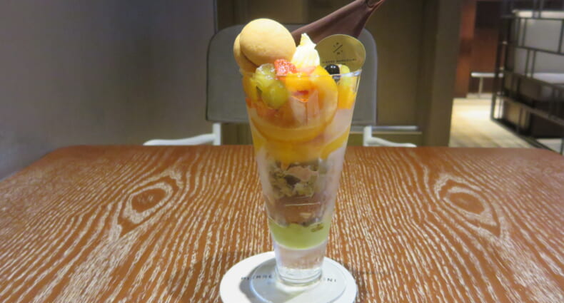 ピエールマルコリーニ　パフェ マチェドニア
