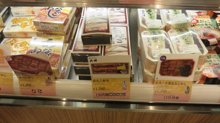 駅弁屋 祭　売り場