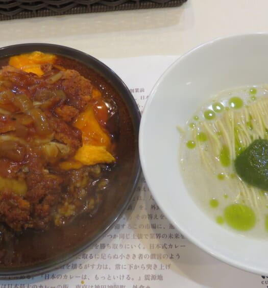 カツカレー★オールスターズ　日本式カレー弐番亭 極みの鶏カツ丼カレー