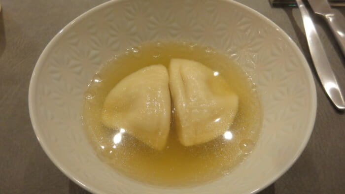 レンゲ華　水餃子の金華ハムスープ