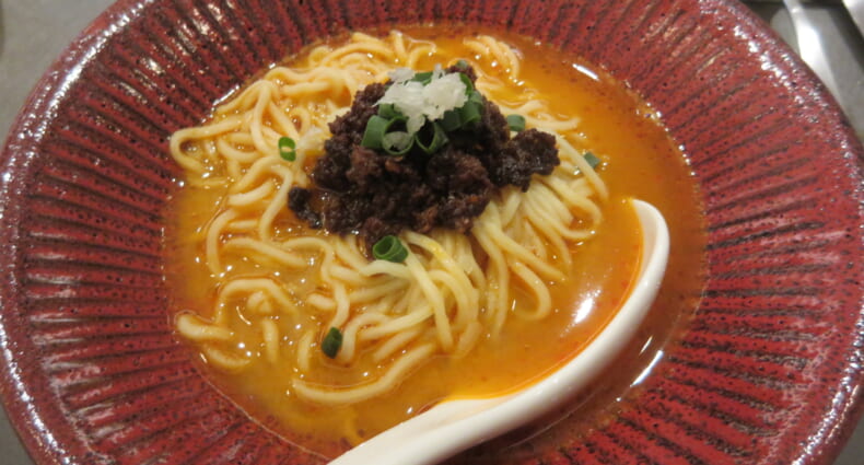 レンゲ華　担々麺