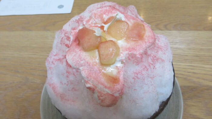 現代里山料理ZEN HOUSE＠ミレニアム 三井ガーデンホテル東京　桃麗（かき氷）