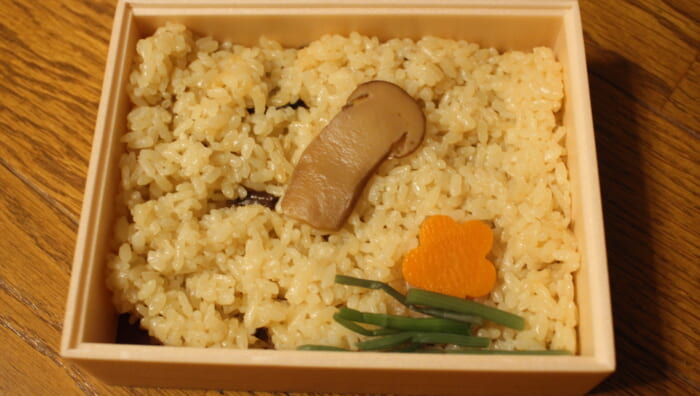 駅弁屋 祭　松茸ごはん折詰
