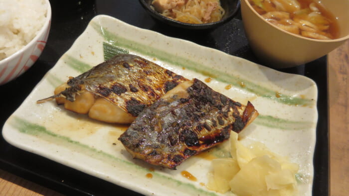 おこめとおかず 東銀座店　さわら幽庵焼き定食