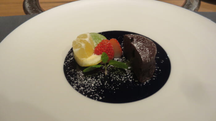 和洋折衷 まる銀座 デザート